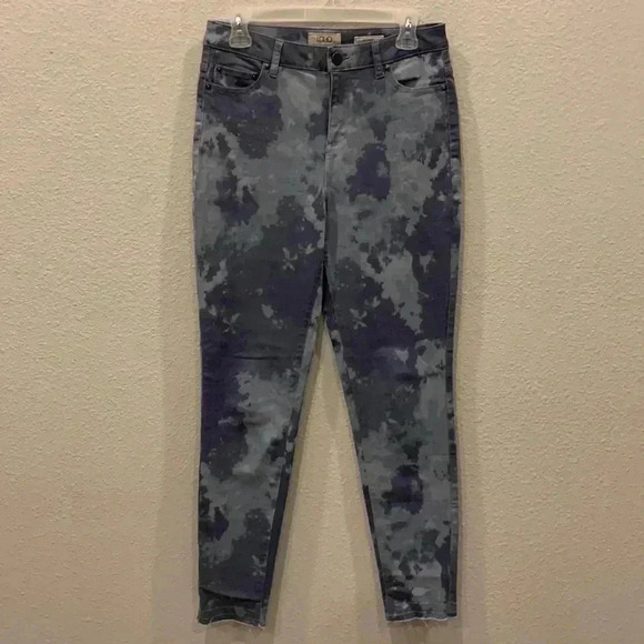 LOGO by Lori Goldstein High Rise Cloud Print Skinny Jeans - Picture 1 of 5